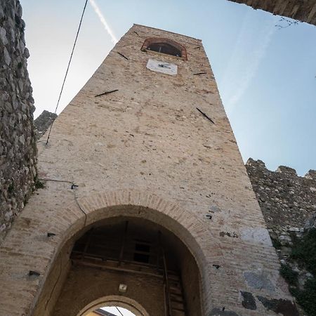 Gardappartamenti Castle Bell Moniga del Garda Zewnętrze zdjęcie