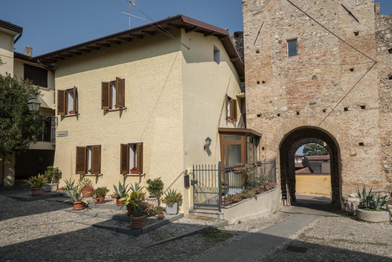 Gardappartamenti Castle Bell Moniga del Garda Zewnętrze zdjęcie